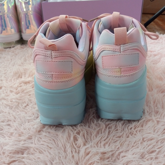 SOLD! YRU Pastel platform sneakers! Brand New in box w dust bags! Sz 7.5 - Picture 8 of 13
